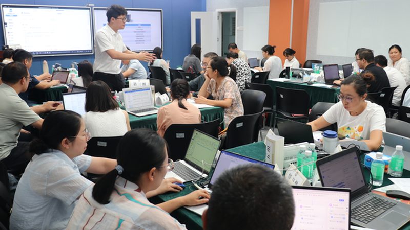 代理记账会计新手入门：从基础到实战的全面指南**